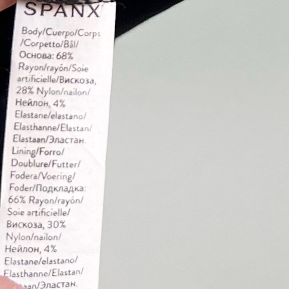NWT Spanx The Perfect Fitted Sheath Dress in Black Knee Length - Picture 10 of 10